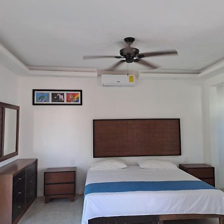 Riviera Bonfil Hotel Acapulco Bagian luar foto